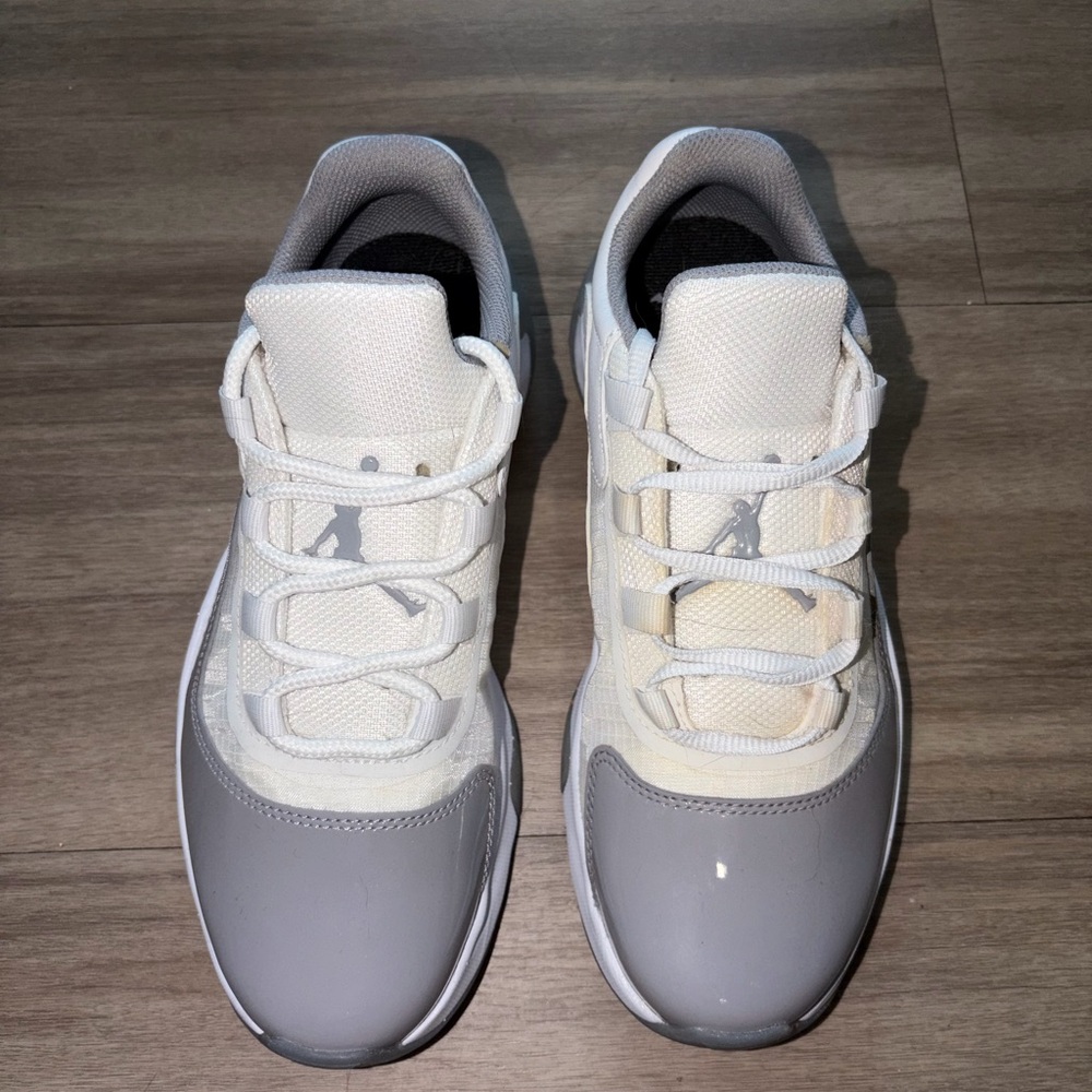 Nike Air Jordan Low-Top Sneakers in Cool Grey